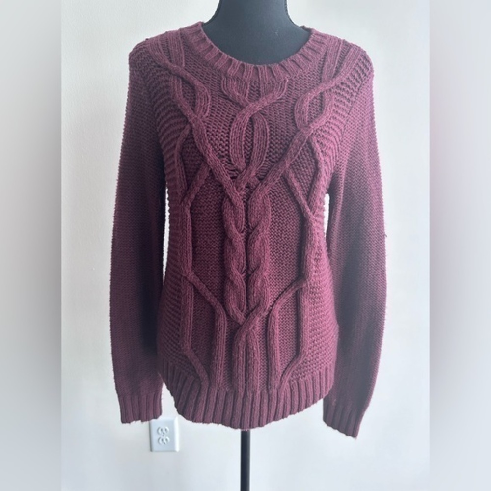Abercrombie & Fitch Burgundy Sweater